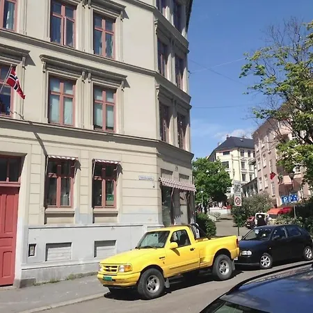 Oslo, Flott Solrik Toppleilighet Med Terrasse Apartment *